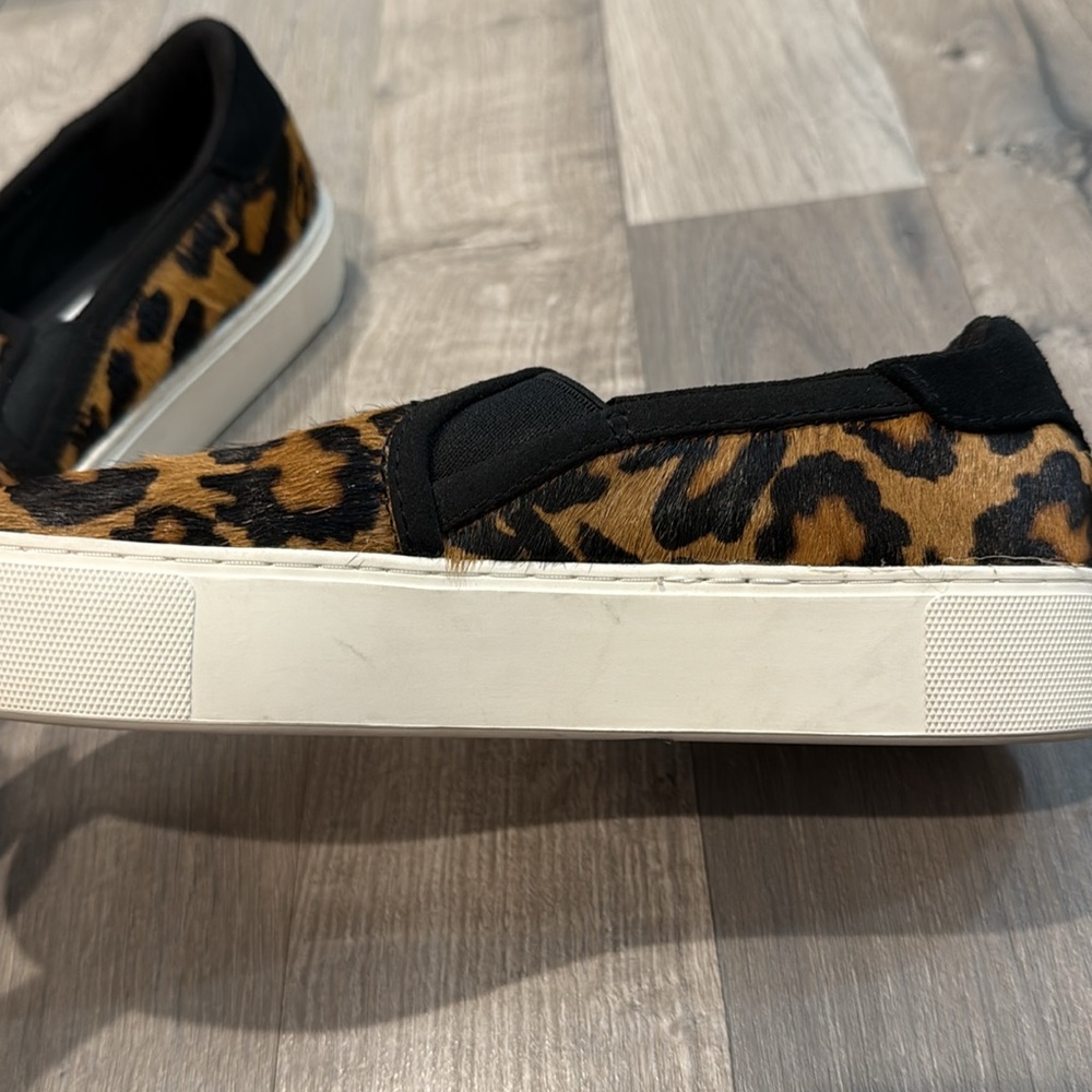 Ugg Cahlvan Panther Print Sneakers - Picture 12 of 15